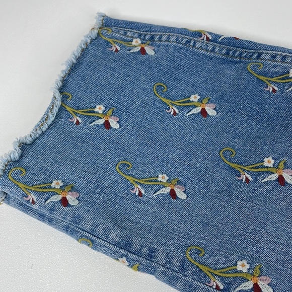 Anthropologie Pilcro Floral Embroidered Straight Leg Cropped Jeans 25 - Picture 9 of 14